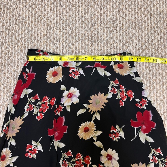 Petite Sophisticate Black Floral Midi Skirt Size 2 Goth Cottagecore Whimsigoth - Picture 6 of 15